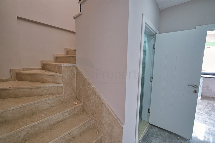 Квартиры планировки 1+1 и 3+1 в районе Кемер - Анталия 