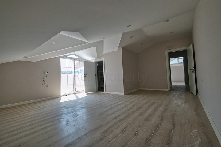 Квартиры планировки 1+1 и 3+1 в районе Кемер - Анталия 