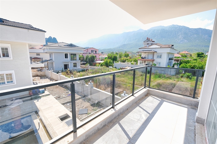 Квартиры планировки 1+1 и 3+1 в районе Кемер - Анталия 