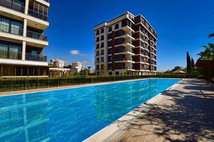 Квартира планировки 4+1 дуплекс в микрорайоне Гюзельоба - Анталия