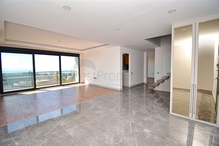 Квартира планировки 4+1 дуплекс в микрорайоне Гюзельоба - Анталия