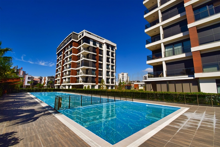 Квартира планировки 4+1 дуплекс в микрорайоне Гюзельоба - Анталия