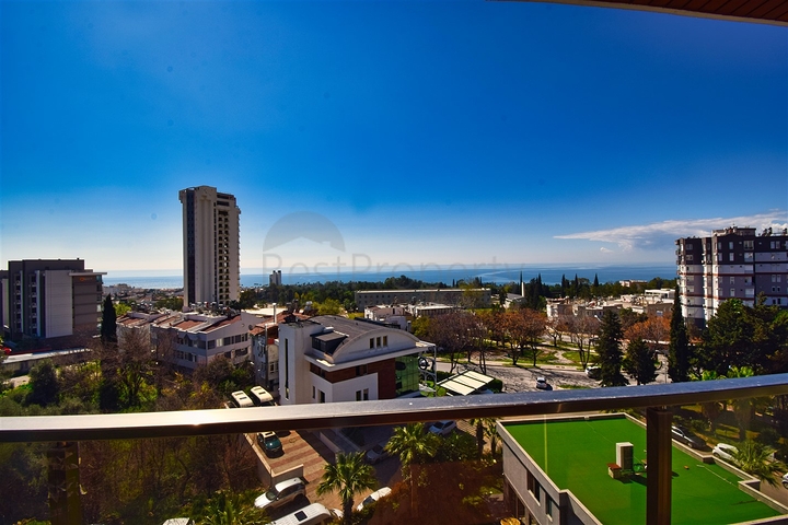 Квартира планировки 4+1 дуплекс в микрорайоне Гюзельоба - Анталия