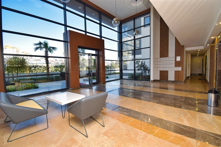 Квартира планировки 4+1 дуплекс в микрорайоне Гюзельоба - Анталия