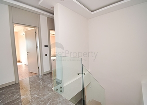 Квартира планировки 4+1 дуплекс в микрорайоне Гюзельоба - Анталия