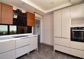 Квартира планировки 4+1 дуплекс в микрорайоне Гюзельоба - Анталия