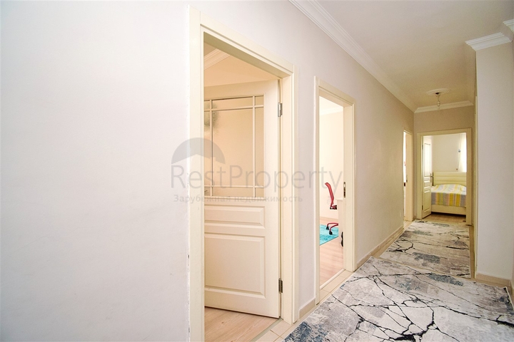 Квартира планировки 3+1 в центре города Анталия