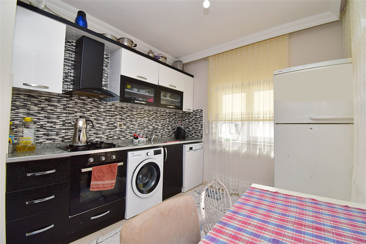 Квартира планировки 3+1 в центре города Анталия