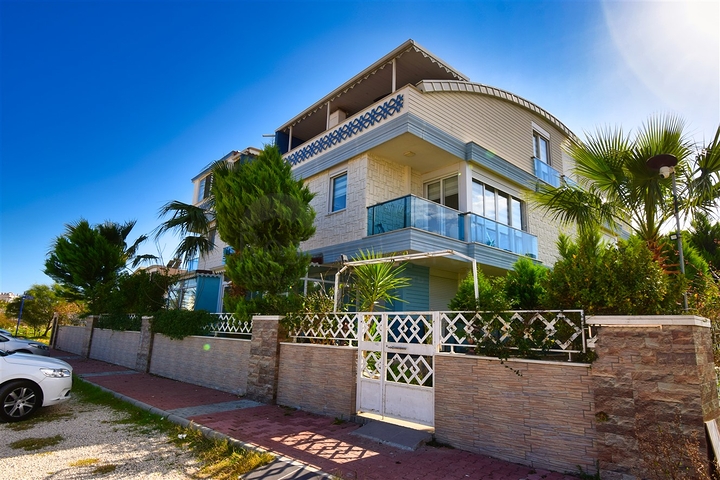 Квартира планировки 3+1 в микрорайоне Гюзельоба - Анталия 