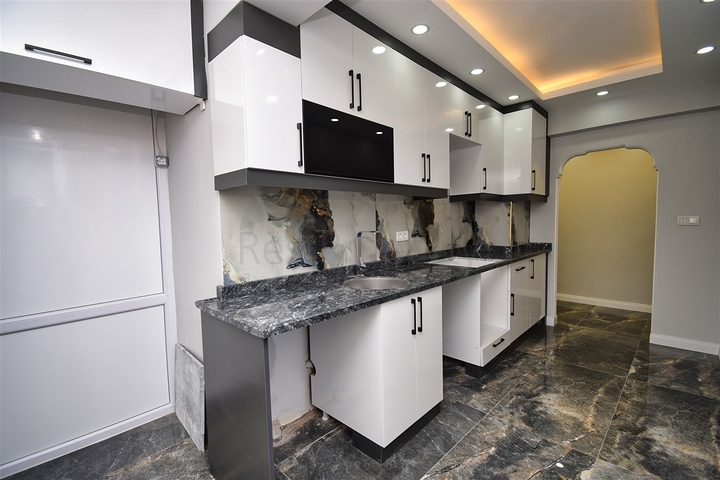 Квартира планировки 3+1 в микрорайоне Дутлубахче - Анталия