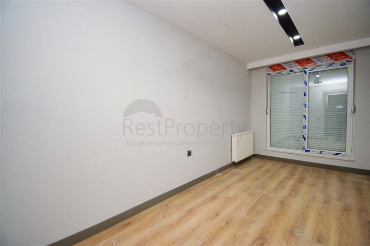 Квартира планировки 3+1 в центре города Анталия 