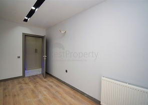 Квартира планировки 3+1 в центре города Анталия 