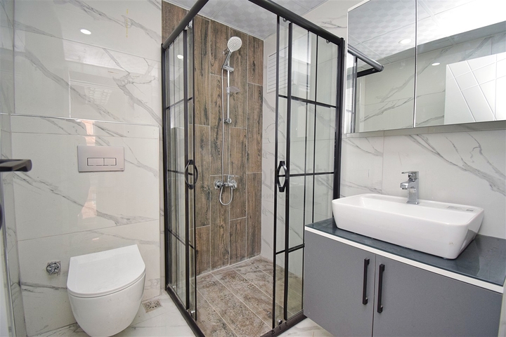 Квартиры планировки 1+1 и 4+1 в микрорайоне Конуксевер - Анталия 