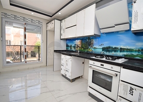 Квартиры планировки 1+1 и 4+1 в микрорайоне Конуксевер - Анталия 