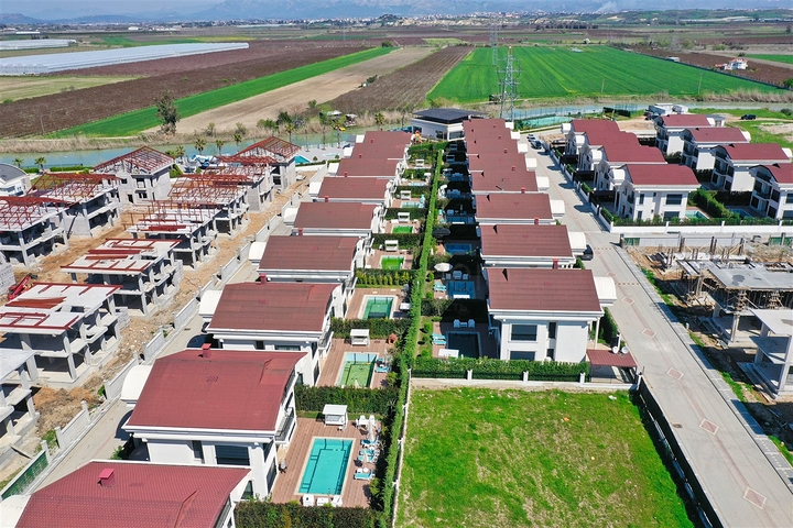 Вилла планировки 6+1 в районе Белек - Анталия 