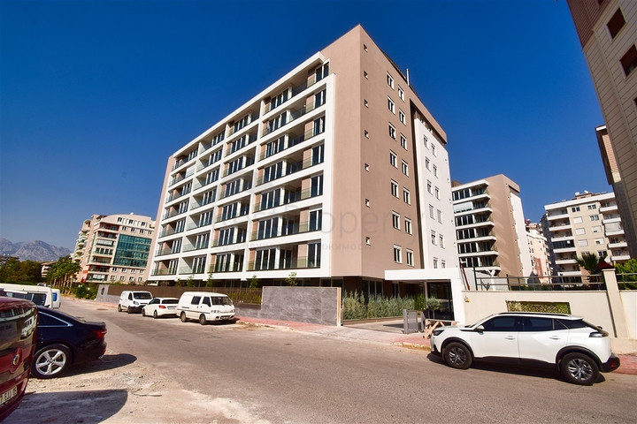 Квартира планировки 3+1 в микрорайоне Унджалы - Анталия