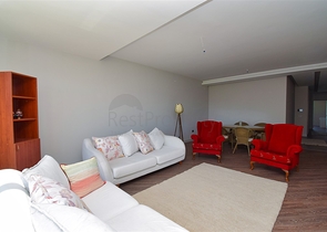 Квартира планировки 3+1 в микрорайоне Унджалы - Анталия