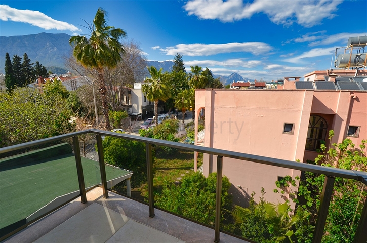 Вилла планировки 6+2 в районе Кемер - Анталия 