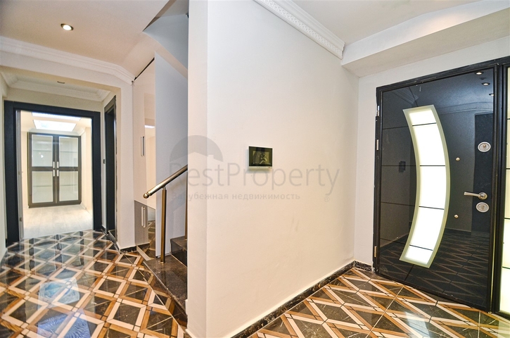 Вилла планировки 6+2 в районе Кемер - Анталия 