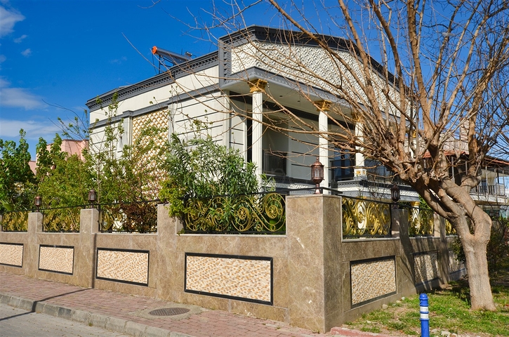 Вилла планировки 6+2 в районе Кемер - Анталия 