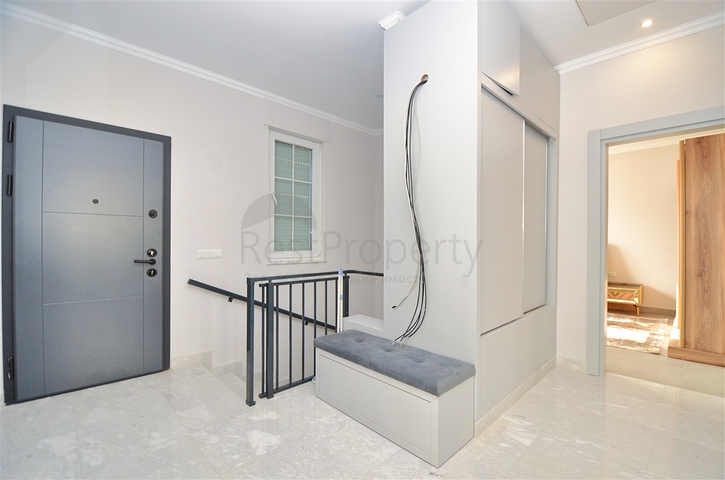 Вилла планировки 6+1 в районе Кемер - Анталия 