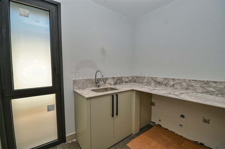 Вилла планировки 4+1 в районе Дошемеалты - Анталия