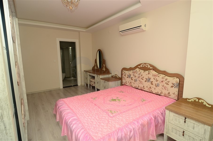 Меблированные апартаменты 3+1 в Махмутларе