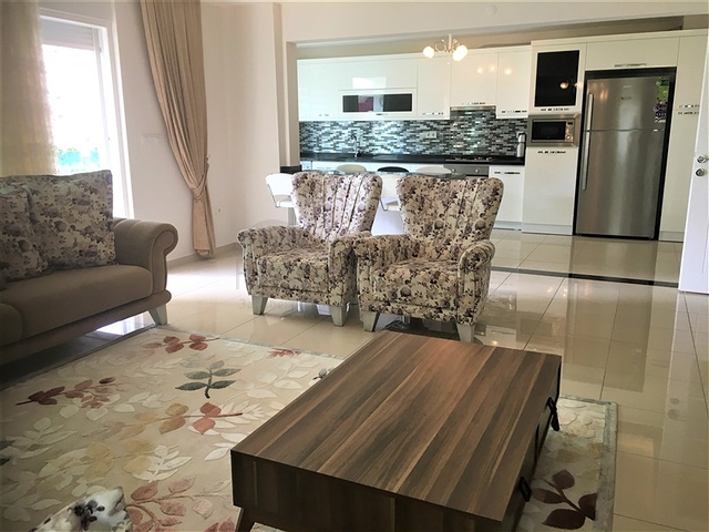 Меблированные апартаменты 3+1 в Махмутларе