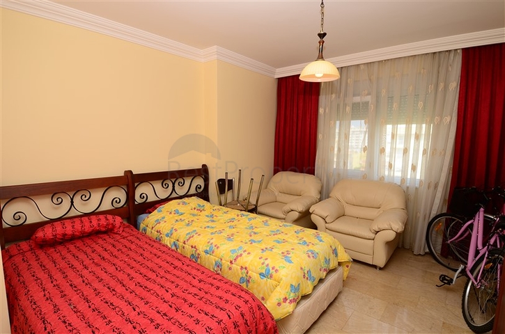 Просторная квартира 3+1  в Махмутларе