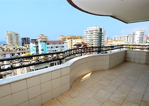 Просторная квартира 3+1  в Махмутларе