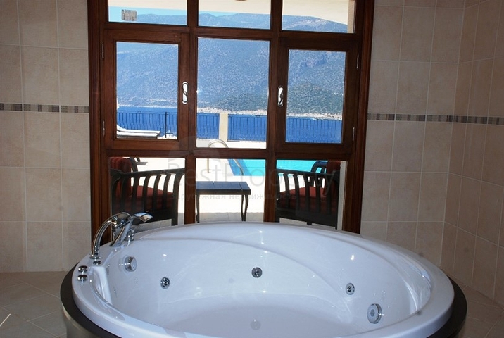 Вилла в Каше с захватывающим дух видом на море