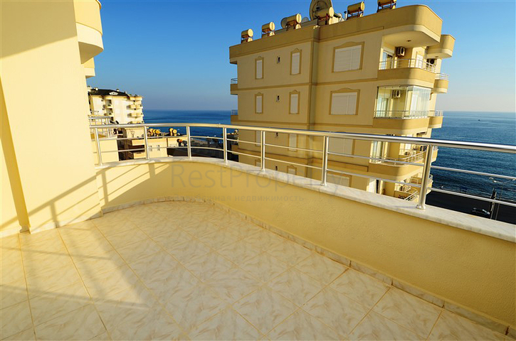 Апартаменты 2+1 с захватывающим дух видом на море