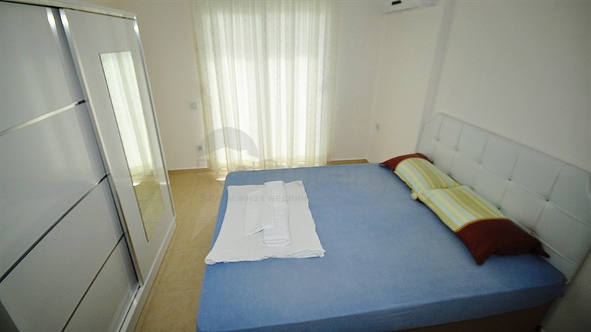 Апартаменты разных планировок в комплексе на берегу реки