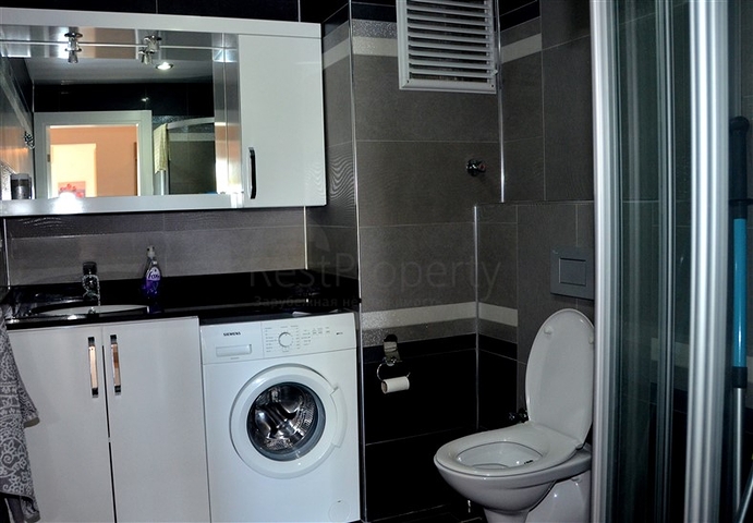 Апартаменты разных планировок в комплексе на берегу реки