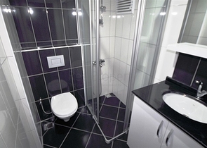 Апартаменты разных планировок в комплексе на берегу реки