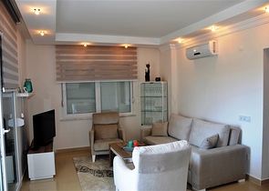 Апартаменты разных планировок в комплексе на берегу реки