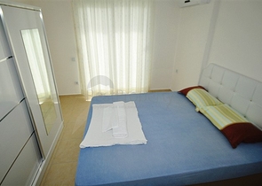 Апартаменты разных планировок в комплексе на берегу реки