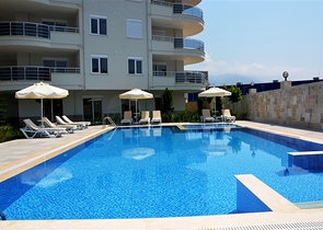 Апартаменты разных планировок в комплексе на берегу реки