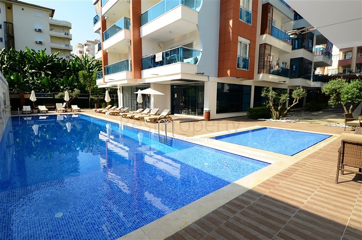 Апартаменты 2+1 в благоустроенном комплексе в Махмутларе