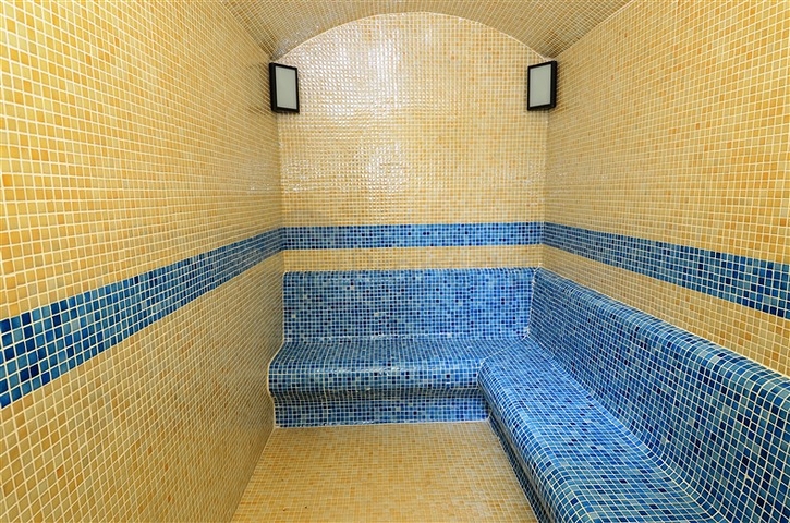 Апартаменты 2+1 в благоустроенном комплексе в Махмутларе