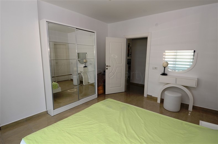 Апартаменты 2+1 в благоустроенном комплексе в Махмутларе