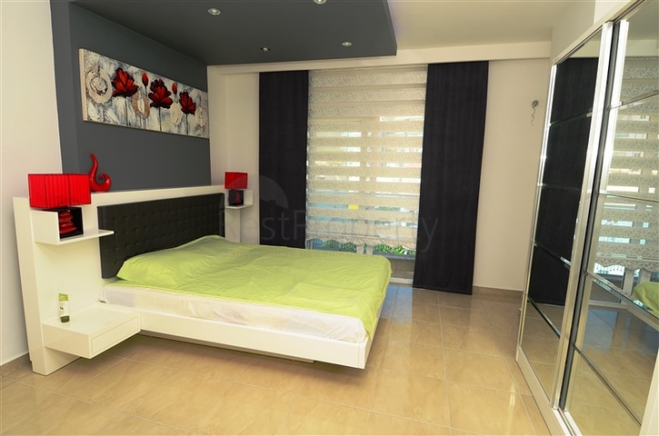 Апартаменты 2+1 в благоустроенном комплексе в Махмутларе