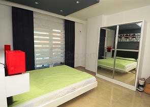 Апартаменты 2+1 в благоустроенном комплексе в Махмутларе