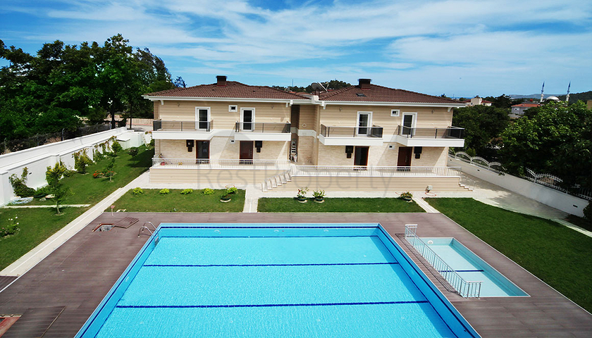 Роскошные виллы 4+1 в Гейнюке Кемере