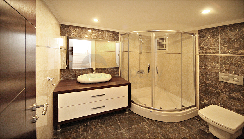 Роскошные виллы 4+1 в Гейнюке Кемере