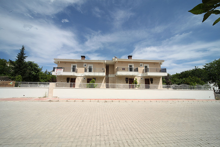 Роскошные виллы 4+1 в Гейнюке Кемере