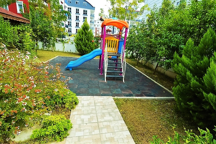 Уютные апартаменты с мебелью в районе Коньяалты Анталья