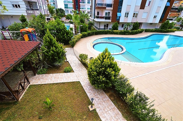 Уютные апартаменты с мебелью в районе Коньяалты Анталья