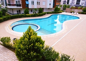 Уютные апартаменты с мебелью в районе Коньяалты Анталья