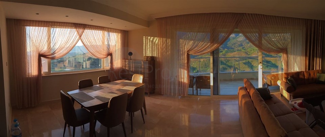 Апартаменты люкс-класса с прямым видом на море